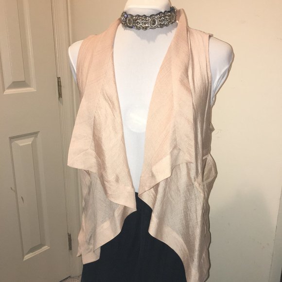 W118 by Walter Baker NOLA Vest - Picture 2 of 10